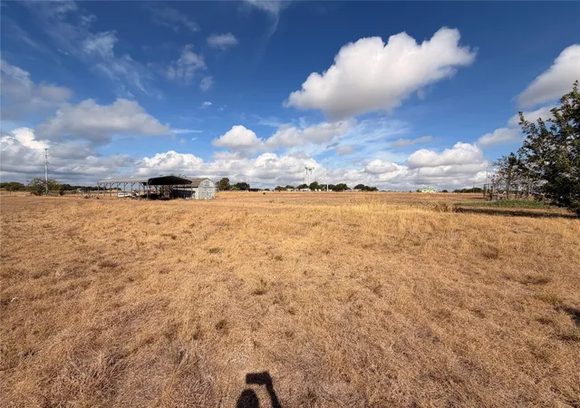 Photo 4 of Manufactured home for sale at 1575 County Rd 140, Georgetown, TX 78626 | MLS# 6949038 | Listing updated on 2026-10-17