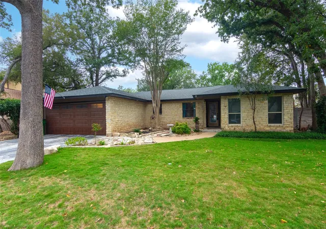 Photo 1 of Single family home for sale at 1810 Hermitage Dr, Round Rock, TX 78681 | MLS# 6639552 | Listing updated on 2026-10-26