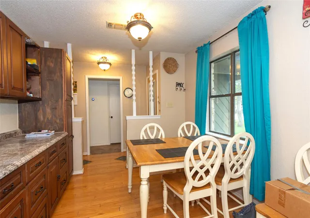 Photo 3 of Single family home for sale at 1810 Hermitage Dr, Round Rock, TX 78681 | MLS# 6639552 | Listing updated on 2026-10-26