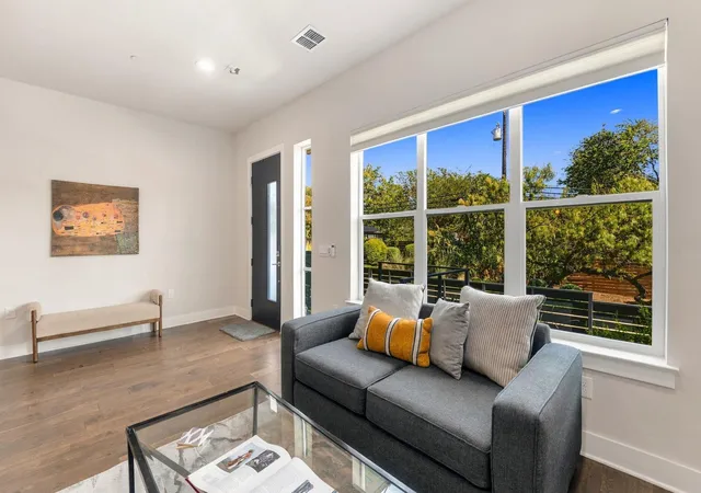 Photo 3 of Condo for sale at 4405 Grotto Dr, Austin, TX 78731 | MLS# 6761659 | Listing updated on 2026-10-10