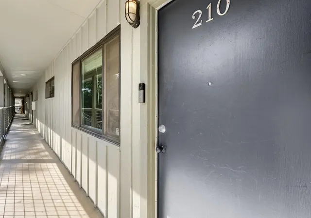 Condo for sale at 2303 E Side Dr #210, Austin, TX 78704 | MLS# 8928444