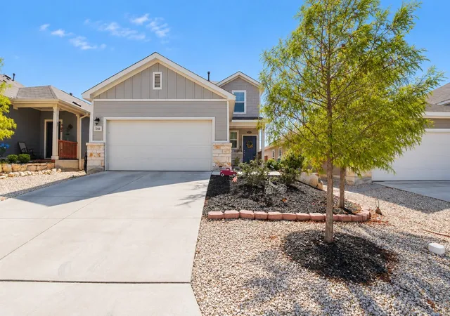 Photo 1 of Single family home for sale at 160 Honey Oak Ln, New Braunfels, TX 78130 | MLS# 9751966 | Listing updated on 2026-10-09
