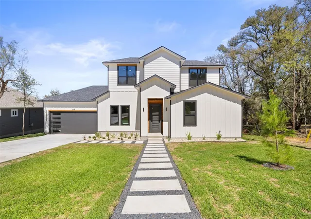 Single family home for sale at 189 Nuuanu Ln, Bastrop, TX 78602 | MLS# 7178687