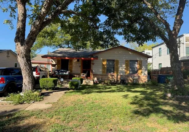 Photo 3 of Single family home for sale at 1106 Justin Ln, Austin, TX 78757 | MLS# 1257389 | Listing updated on 2026-10-08