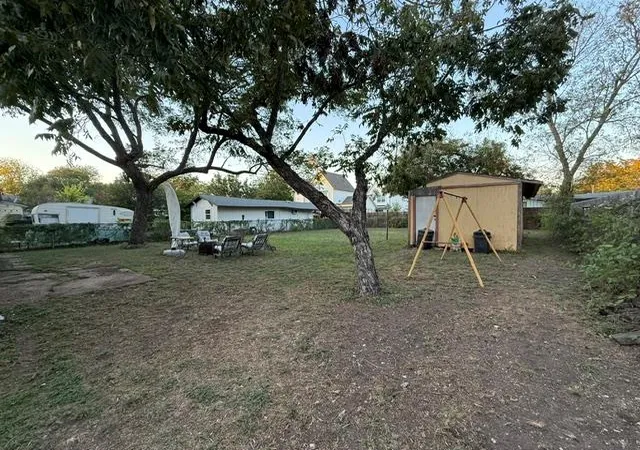 Photo 3 of Single family home for sale at 1106 Justin Ln, Austin, TX 78757 | MLS# 1257389 | Listing updated on 2026-10-26
