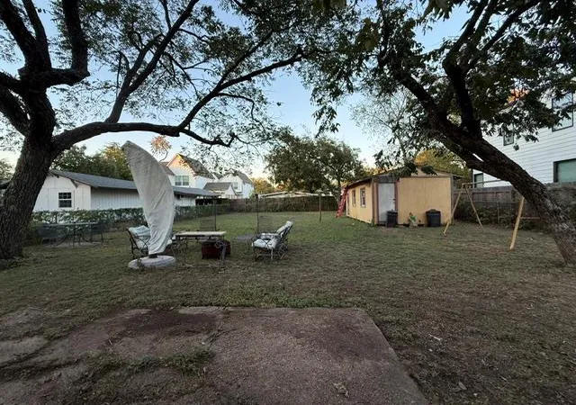 Photo 4 of Single family home for sale at 1106 Justin Ln, Austin, TX 78757 | MLS# 1257389 | Listing updated on 2026-10-26