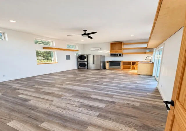 Photo 3 of Single family home for sale at 6009 La Paloma Ln, Lago Vista, TX 78645 | MLS# 6444511 | Listing updated on 2026-10-09