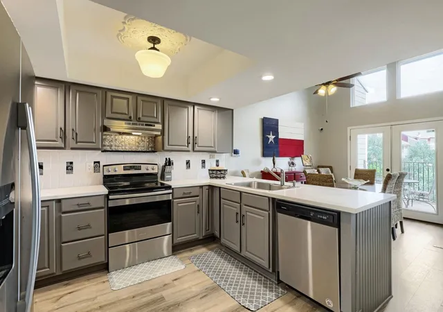 Photo 3 of Townhouse for sale at 109 Comanche Pt, Point Venture, TX 78645 | MLS# 2632252 | Listing updated on 2026-10-23