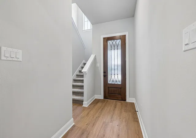 Listing Photo 5 - Condo for sale in building located at 601 C Bar Ranch Trl, Cedar Park, TX 78613 - Unit #33