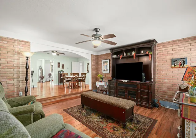 Photo 2 of Single family home for sale at 11908 N Oaks Dr, Austin, TX 78753 | MLS# 5999061 | Listing updated on 2026-10-23