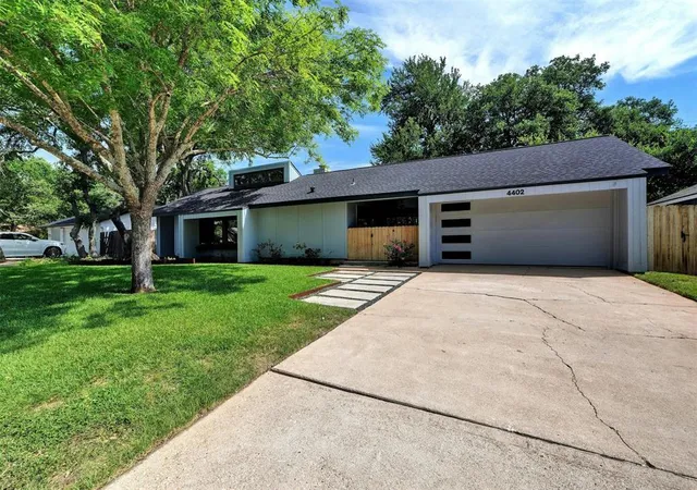 Photo 1 of Single family home for sale at 4402 Balcones Woods Dr, Austin, TX 78759 | MLS# 8512332 | Listing updated on 2026-10-21