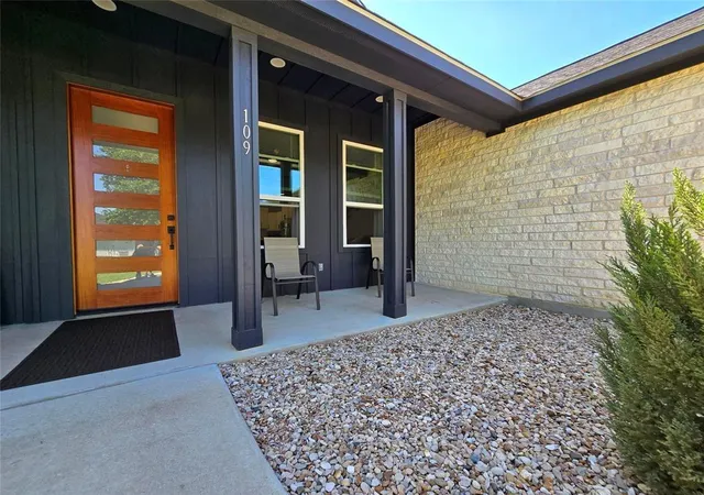 Single family home for sale at 109 Kipapa Ct, Bastrop, TX 78602 | MLS# 7399306