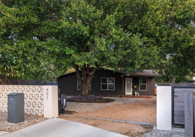 Photo 2 of Single family home for sale at 901 Saint Elmo Cir, Austin, TX 78745 | MLS# 1074209 | Listing updated on 2026-10-23