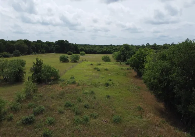Photo 4 of Land for sale at 5417 Rogers Ln, Austin, TX 78724 | MLS# 4986615 | Listing updated on 2026-10-08
