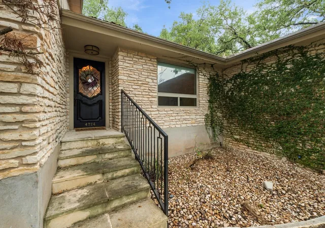 Photo 4 of Single family home for sale at 4724 Palisade Dr, Austin, TX 78731 | MLS# 4721824 | Listing updated on 2026-10-24