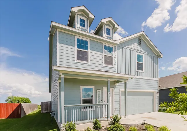 Photo 2 of Single family home for sale at 504 N Thunderstorm Ave, Lockhart, TX 78644 | MLS# 7410593 | Listing updated on 2026-10-09
