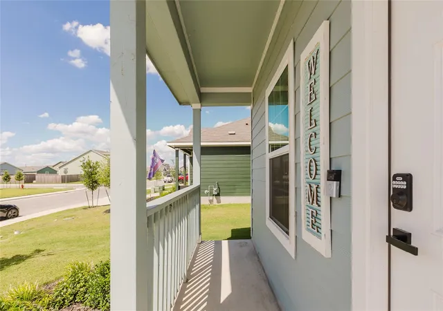 Photo 3 of Single family home for sale at 504 N Thunderstorm Ave, Lockhart, TX 78644 | MLS# 7410593 | Listing updated on 2026-10-09