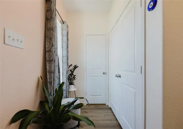Photo 3 of Single family home for sale at 504 N Thunderstorm Ave, Lockhart, TX 78644 | MLS# 7410593 | Listing updated on 2026-10-09