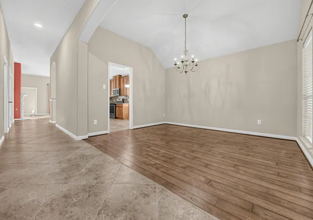 Photo 3 of Single family home for sale at 747 Westbury Ln, Georgetown, TX 78633 | MLS# 1371175 | Listing updated on 2026-10-10