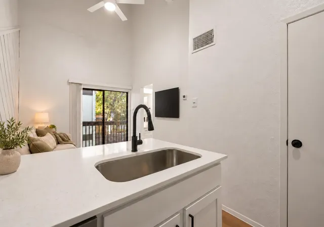Photo 2 of Condo for sale at 4205 Speedway Ave #201, Austin, TX 78751 | MLS# 9017080 | Listing updated on 2026-10-08
