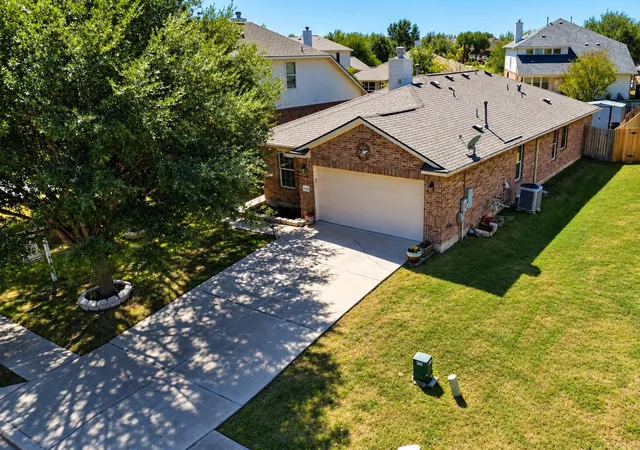 Photo 3 of Single family home for sale at 18536 Blue Pond Dr, Pflugerville, TX 78660 | MLS# 7481219 | Listing updated on 2026-10-09