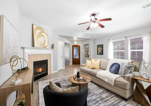 Photo 3 of Single family home for sale at 18536 Blue Pond Dr, Pflugerville, TX 78660 | MLS# 7481219 | Listing updated on 2026-10-09