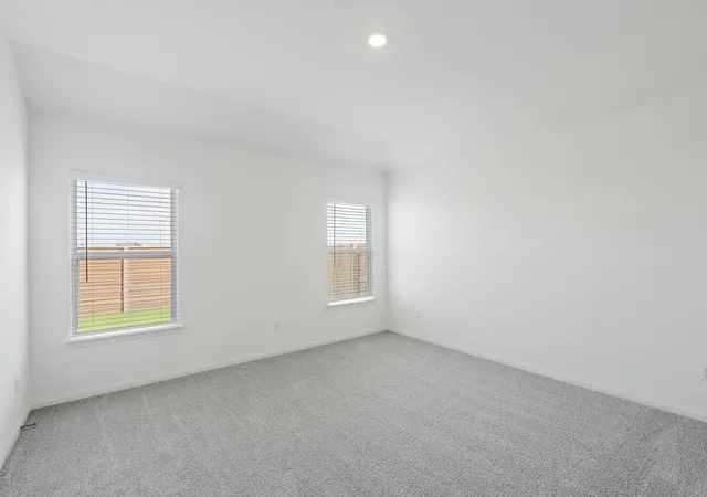 Photo 3 of Single family home for sale at 213 W Luna Blue Ln, Jarrell, TX 76537 | MLS# 5849283 | Listing updated on 2026-10-09