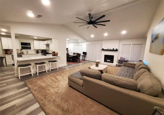 Photo 4 of Single family home for sale at 11702 Tanglebriar Trl, Austin, TX 78750 | MLS# 9982487 | Listing updated on 2026-10-09