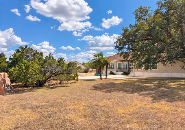 Photo 4 of Single family home for sale at 302 Saddletree Ln, Dripping Springs, TX 78620 | MLS# 7108006 | Listing updated on 2026-10-09