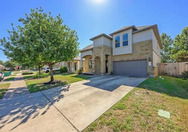 Photo 3 of Single family home for sale at 1909 Gabrielles Way, Manchaca, TX 78652 | MLS# 6165973 | Listing updated on 2026-10-10