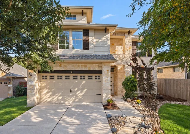 Single family home for sale at 212 Great Cir Cv, Austin, TX 78717 | MLS# 7674133