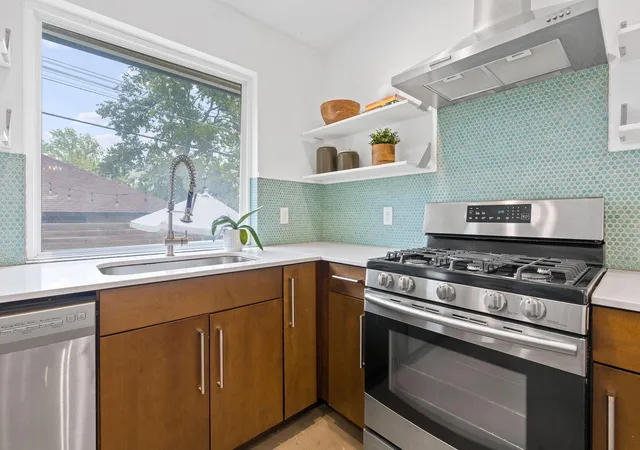 Photo 3 of Townhouse for sale at 2008 Meadowridge Dr #B, Austin, TX 78704 | MLS# 2715129 | Listing updated on 2026-10-09