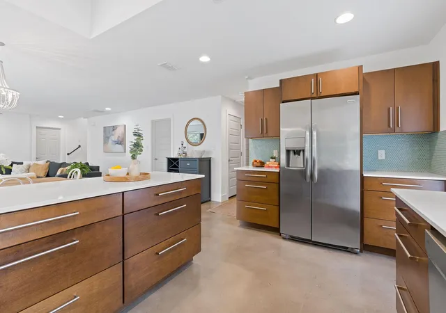 Photo 3 of Townhouse for sale at 2008 Meadowridge Dr #B, Austin, TX 78704 | MLS# 2715129 | Listing updated on 2026-10-09