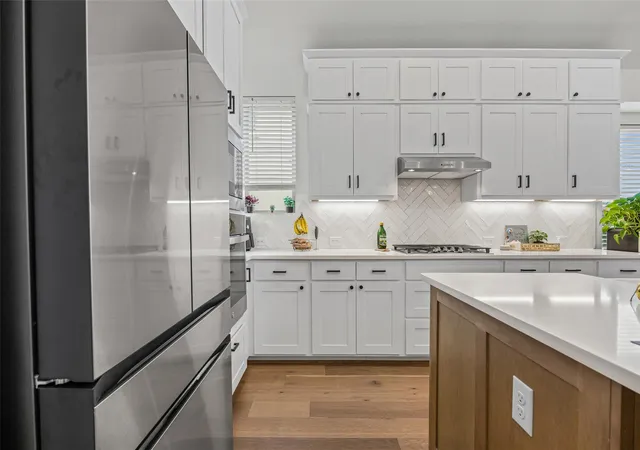 Photo 3 of Single family home for sale at 528 Calmo Ct, Liberty Hill, TX 78642 | MLS# 2837537 | Listing updated on 2026-10-27