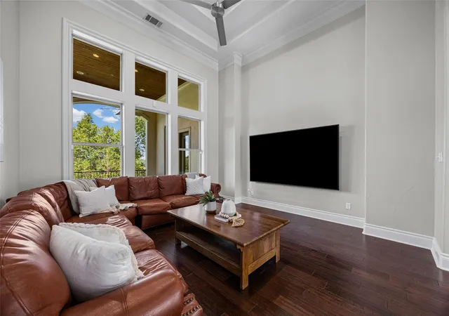Photo 3 of Single family home for sale at 9008 Thickwoods Cv, Austin, TX 78735 | MLS# 2277736 | Listing updated on 2026-10-18