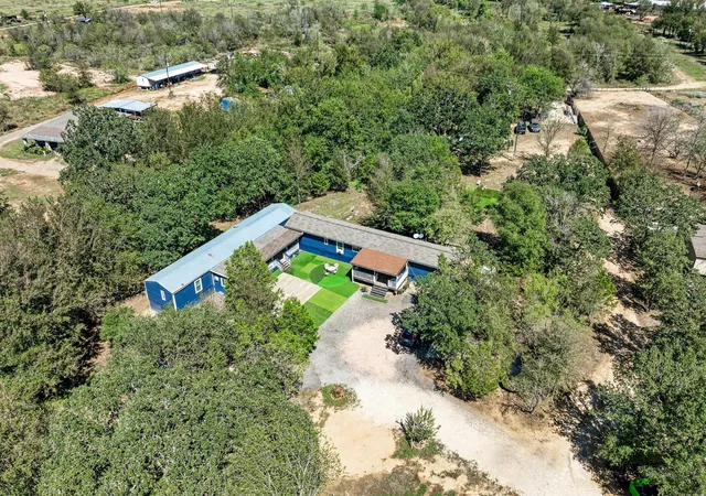 Photo 2 of Manufactured home for sale at 181 Waugh Way, Bastrop, TX 78602 | MLS# 2992010 | Listing updated on 2026-10-10