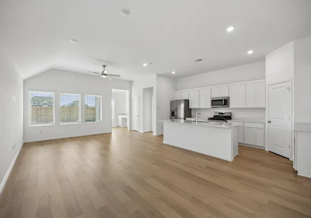 Photo 2 of Single family home for sale at 1119 Ramo Pine Dr, Huffman, TX 77336 | MLS# 2099120 | Listing updated on 2026-10-10