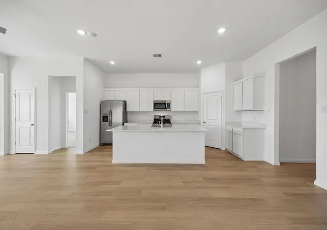 Photo 3 of Single family home for sale at 1119 Ramo Pine Dr, Huffman, TX 77336 | MLS# 2099120 | Listing updated on 2026-10-10