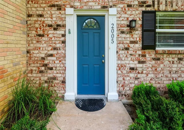 Condo for sale at 2005 Browning Dr #74, Austin, TX 78752 | MLS# 5568883