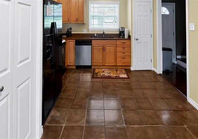 Photo 2 of Condo for sale at 2005 Browning Dr #74, Austin, TX 78752 | MLS# 5568883 | Listing updated on 2026-10-25