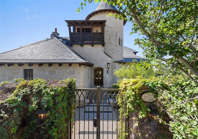 Photo 2 of Single family home for sale at 6932 Cielo Azul Pass, Austin, TX 78732 | MLS# 9127047 | Listing updated on 2026-10-10