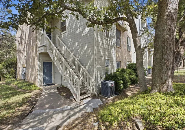 Photo 3 of Condo for sale at 2450 Wickersham Ln #1001, Austin, TX 78741 | MLS# 5469069 | Listing updated on 2026-10-27