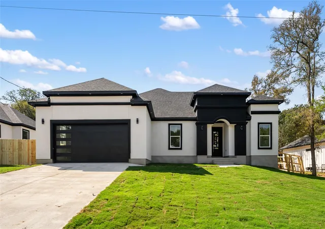 Single family home for sale at 127 Hilea Ct, Bastrop, TX 78602 | MLS# 6017675
