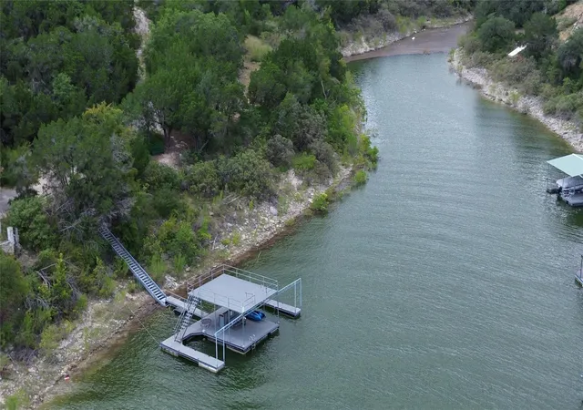 Photo 3 of Single family home for sale at 17604 Hunters Holw, Jonestown, TX 78645 | MLS# 9325816 | Listing updated on 2026-10-10