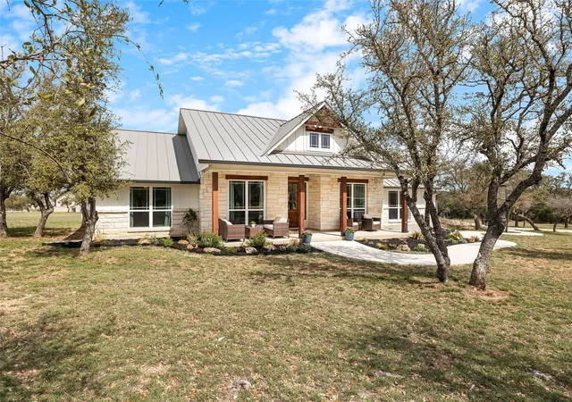 Photo 3 of Single family home for sale at 345 Morning Dew Dr, Round Mountain, TX 78663 | MLS# 9412399 | Listing updated on 2026-10-10