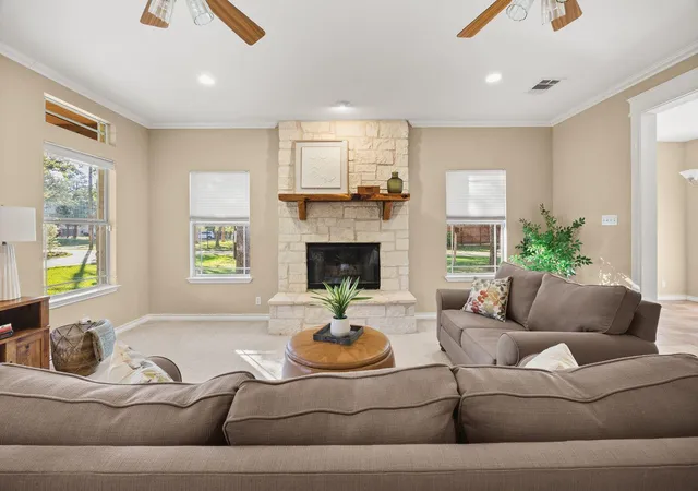 Photo 3 of Single family home for sale at 226 Cedar Hills Dr, Elgin, TX 78621 | MLS# 2063263 | Listing updated on 2026-10-09