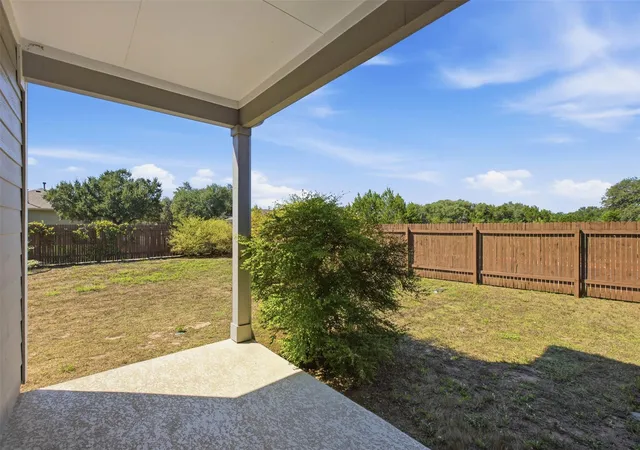 Photo 4 of Single family home for sale at 701 Hays Hl Dr, Georgetown, TX 78633 | MLS# 5381945 | Listing updated on 2026-10-28