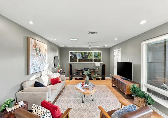 Photo 3 of Single family home for sale at 3504 West Ave, Austin, TX 78705 | MLS# 9738198 | Listing updated on 2026-10-18