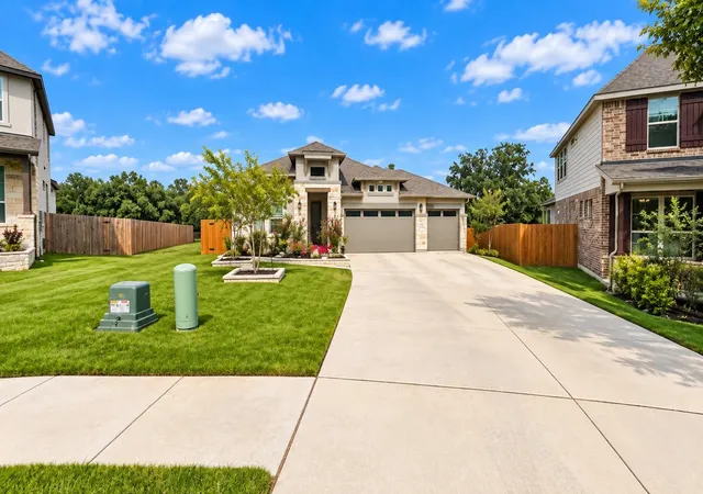 Photo 3 of Single family home for sale at 1129 Cole Ests Dr, Georgetown, TX 78628 | MLS# 6509979 | Listing updated on 2026-10-20