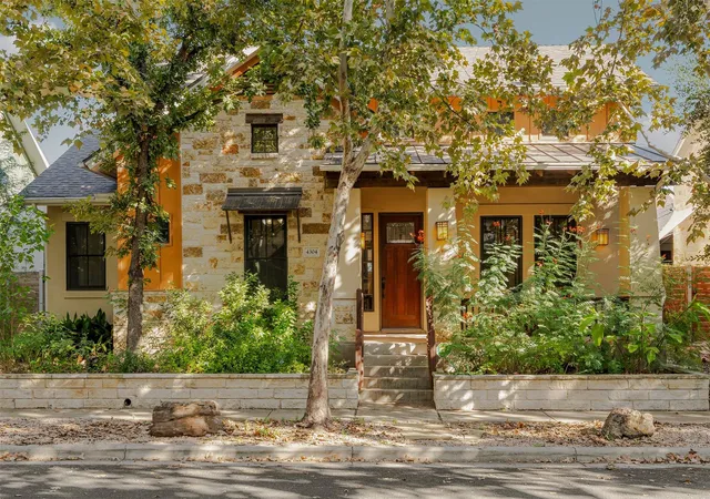 Single family home for sale at 4304 Scales St, Austin, TX 78723 | MLS# 3717736